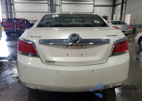 2013 Buick Lacrosse z USA, uszkodzony, nr VIN 1G4GC5E36DF314725